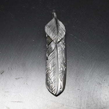 arabesque feather 02/heart feather