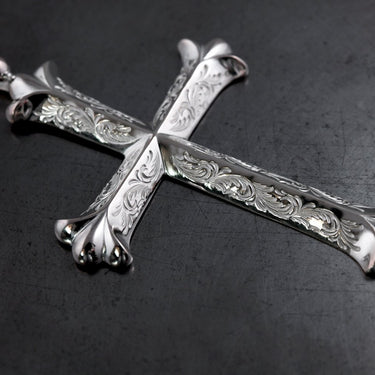 cross/Hand engraved