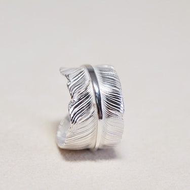 L old feather Ring