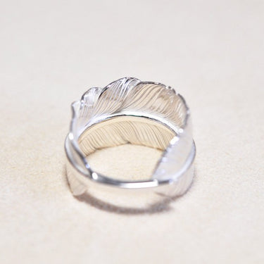 L old feather Ring