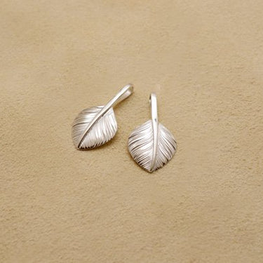 L-size heart feather