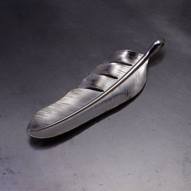 XL-size feather top