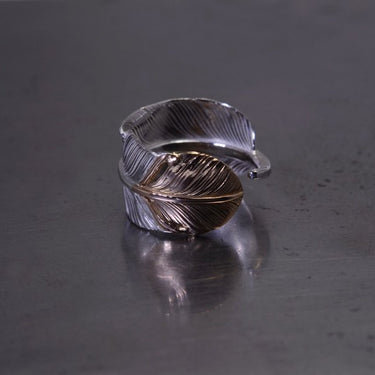 K18 pink gold top middle size feather ring／right